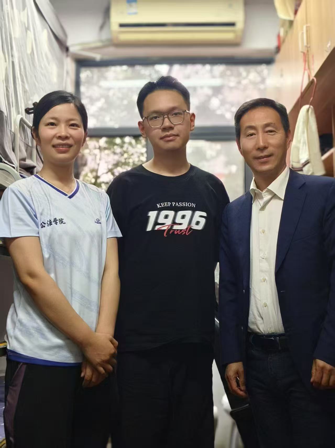 电子娱乐城